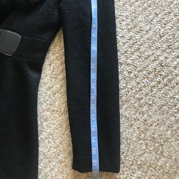 Women's Black Coat - Picture 15 of 15